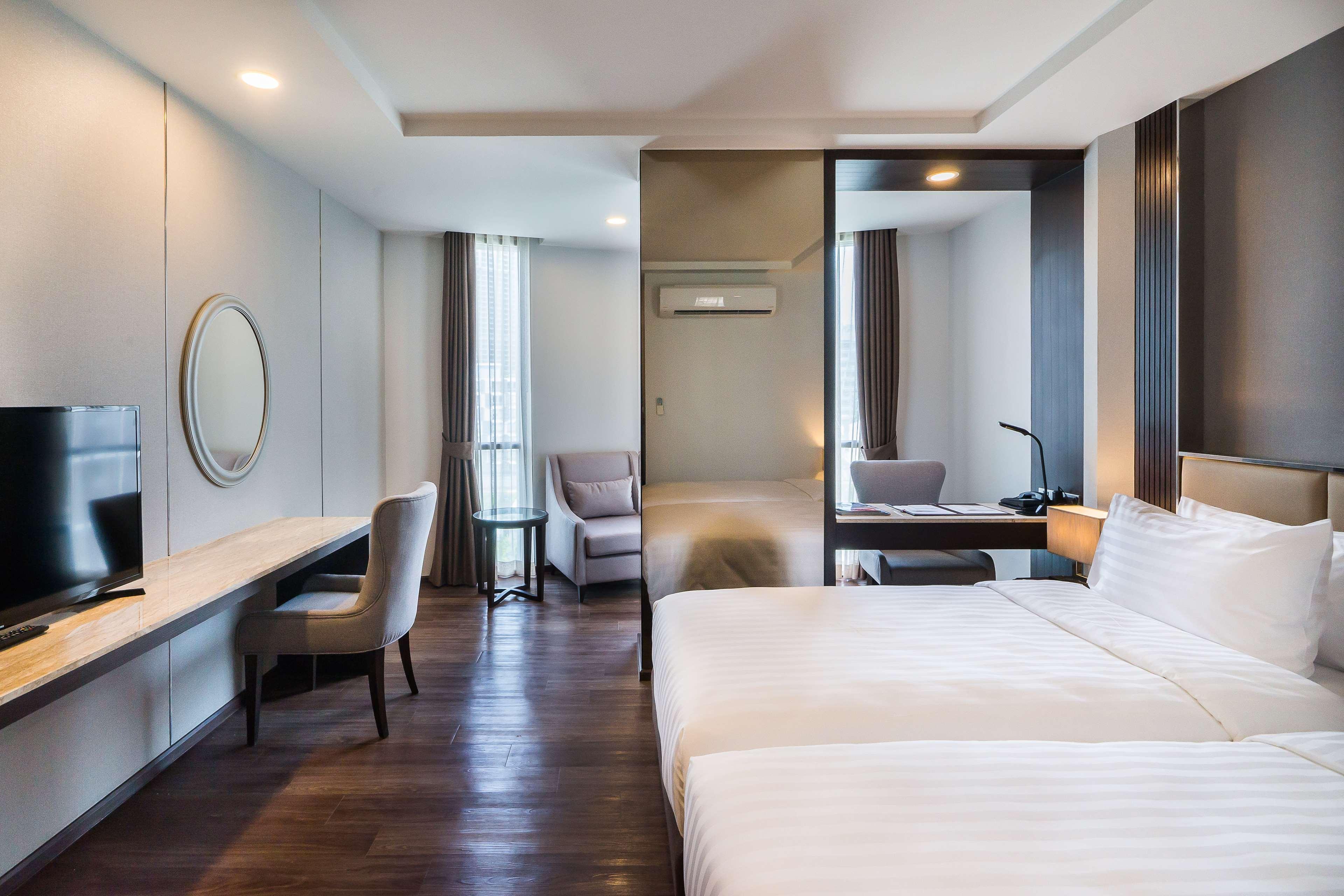 Surestay Plus By Best Western Sukhumvit 2 Bangkok Extérieur photo